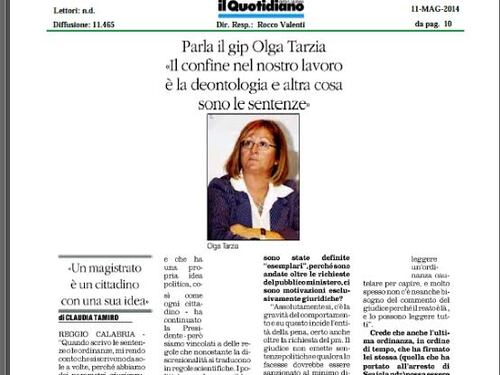 La gip dà lezioni di deontologia e poi fa la star