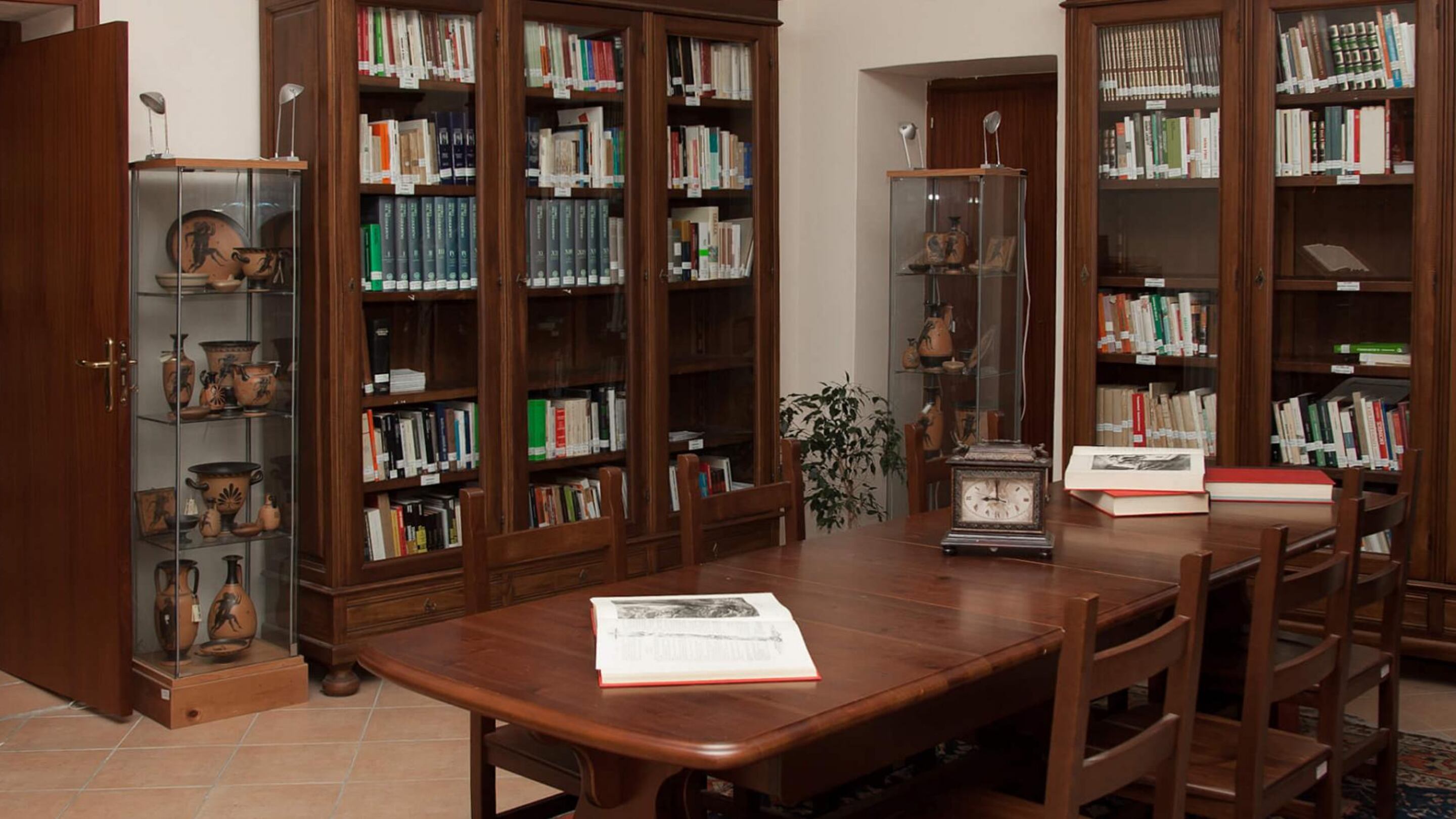 Il sindaco del Pd ora "sfratta" la Biblioteca (liberale)
