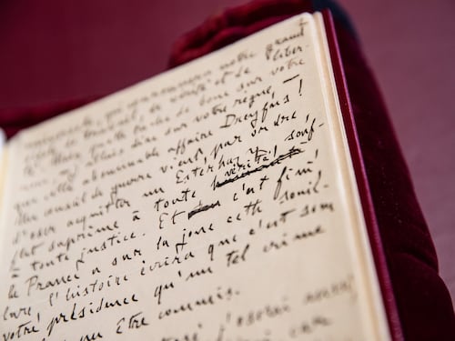 125 anni dal "J'accuse...!". Quel manoscritto che svela chi era Émile Zola