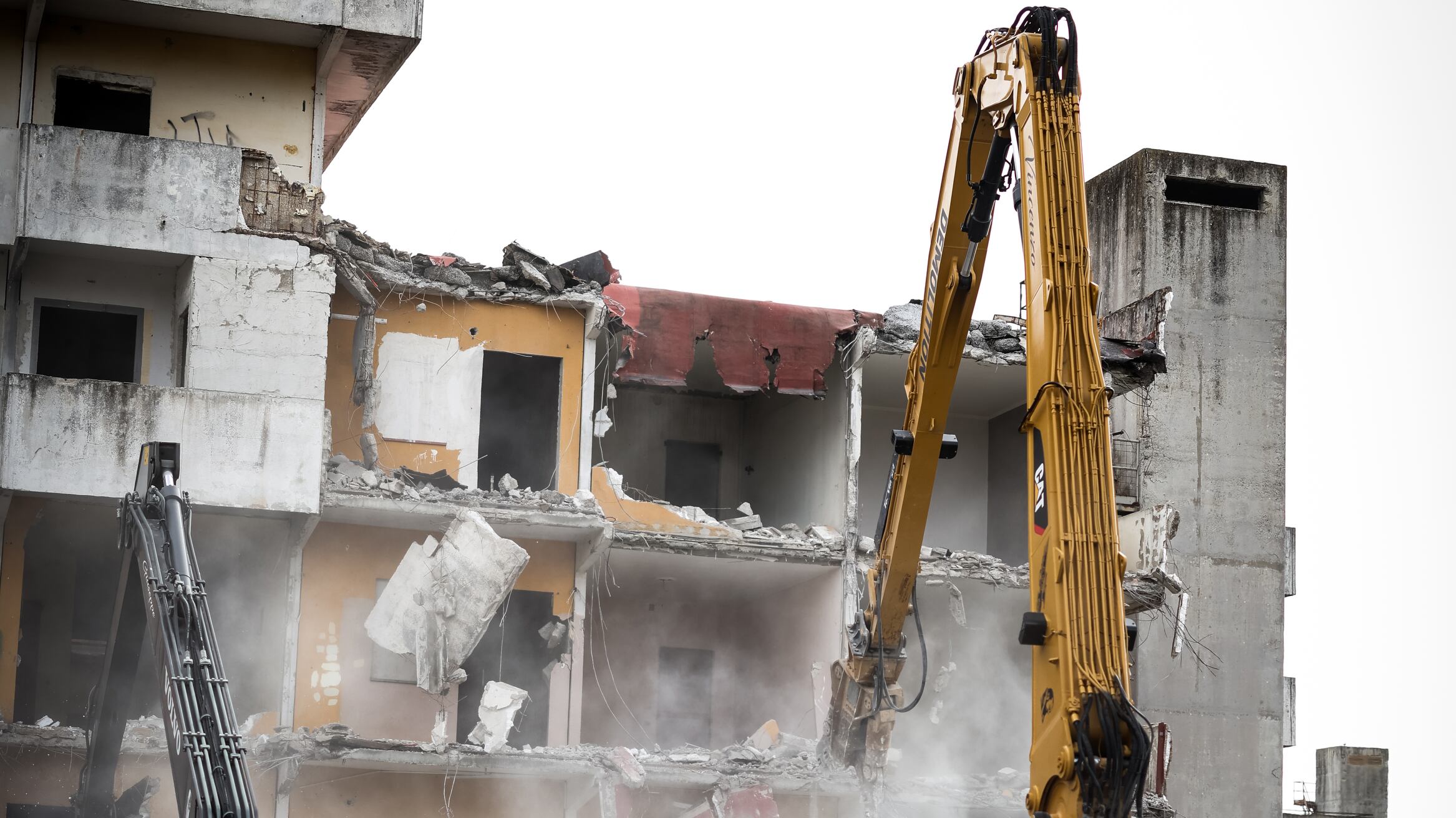 L'utopia finita in macerie