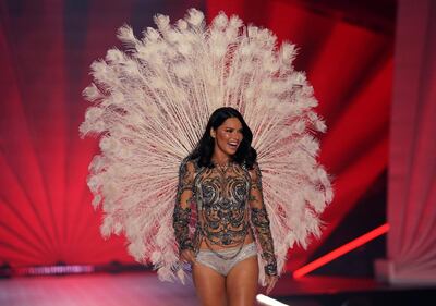 Adriana Lima, sexy per Victoria's Secret 4
