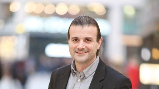 "Continuerò a rompere M5s non sia un'azienda che caccia chi discute"