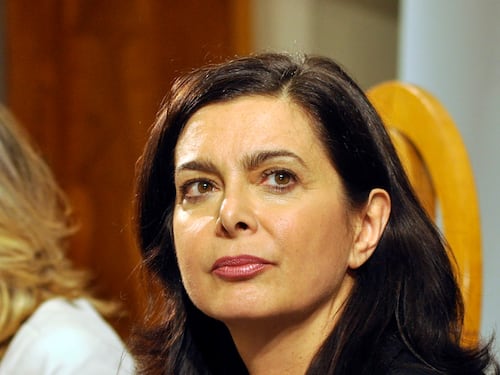 Albanese uccide una bambina. La Lega: "La Boldrini vada al funerale"