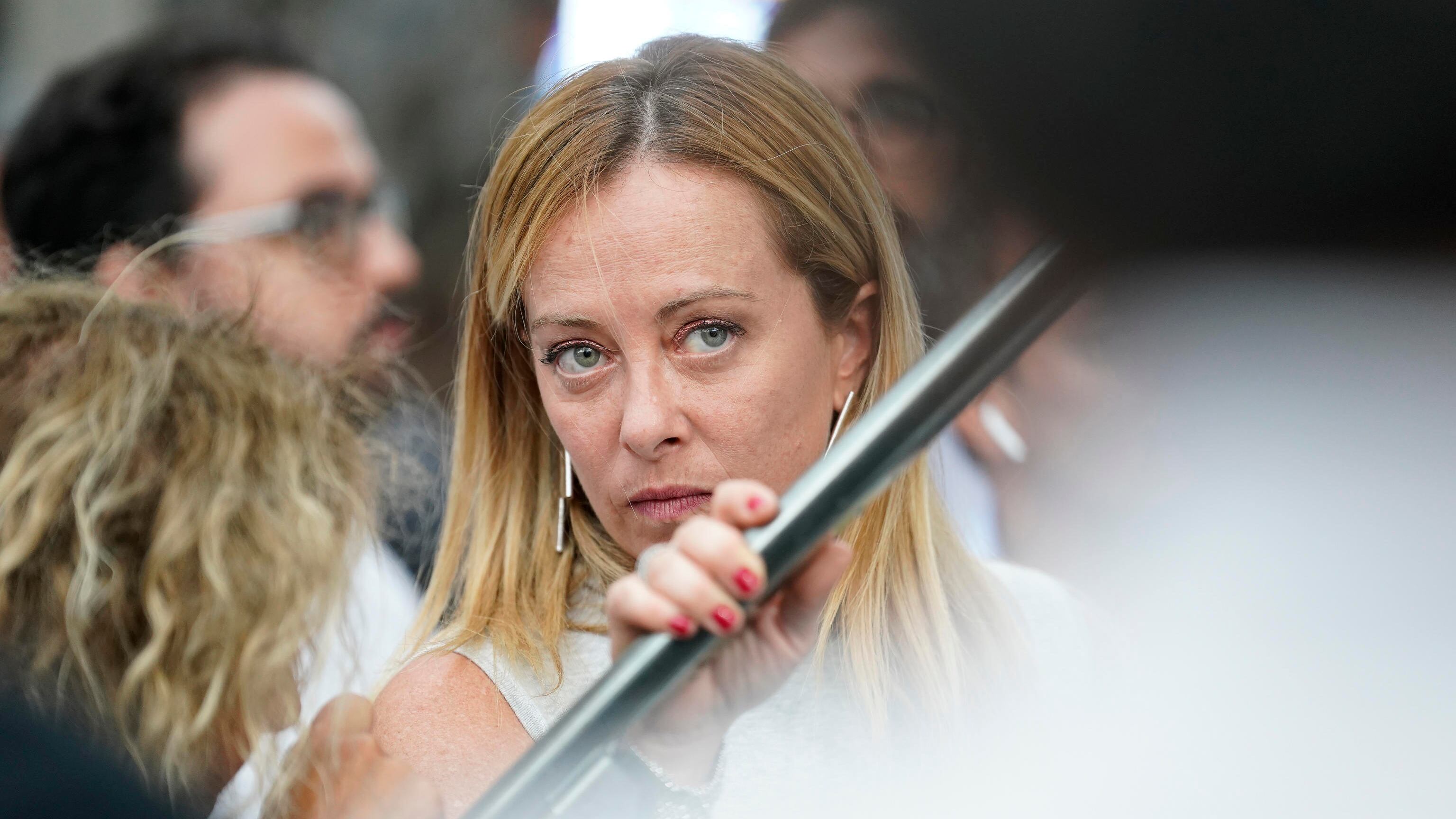 "Mi vogliono morta e da te nemmeno due righe": Giorgia Meloni inchioda Letta