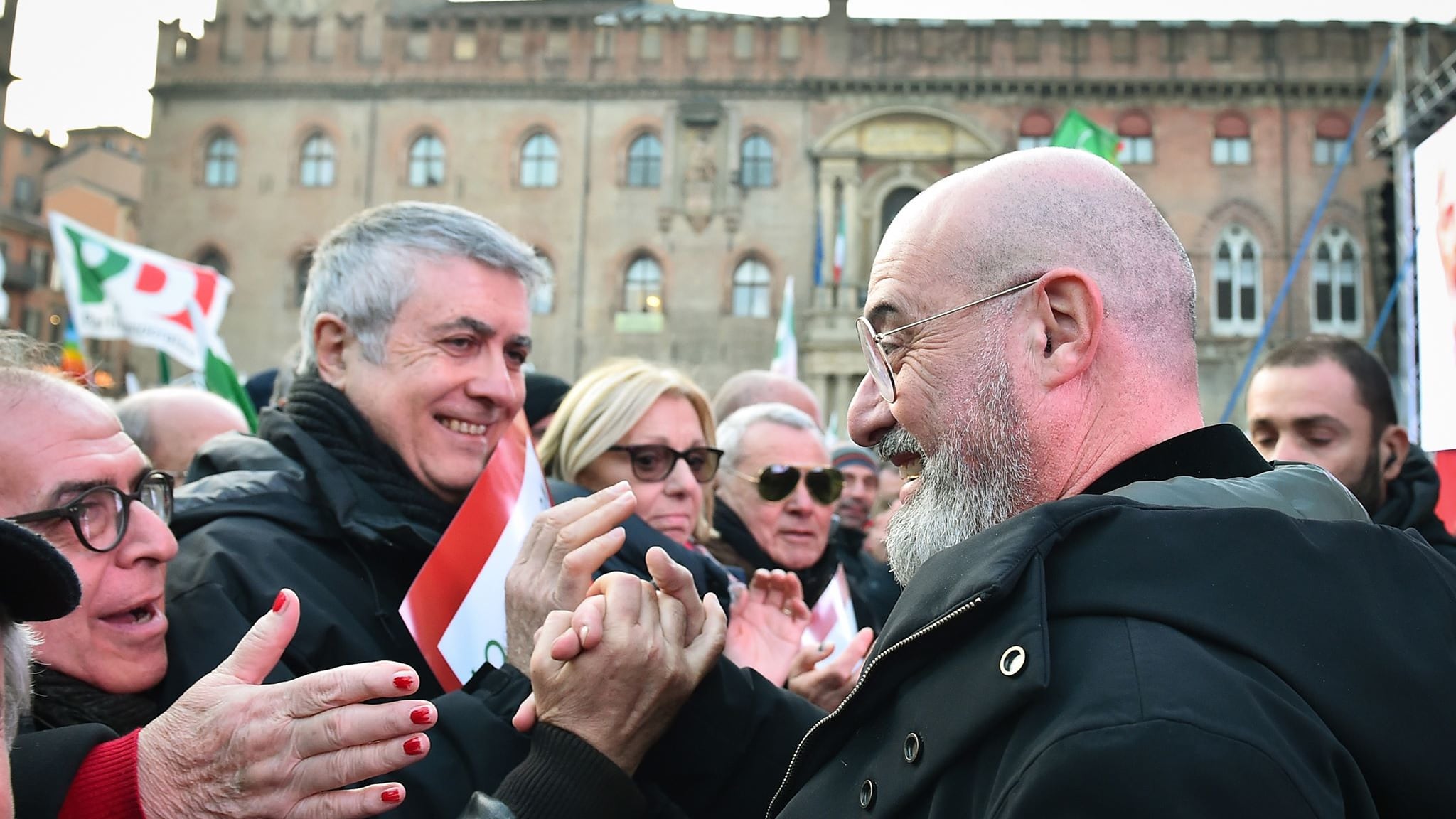 Dal voto anticipato al rimpasto: che cosa può succedere lunedì