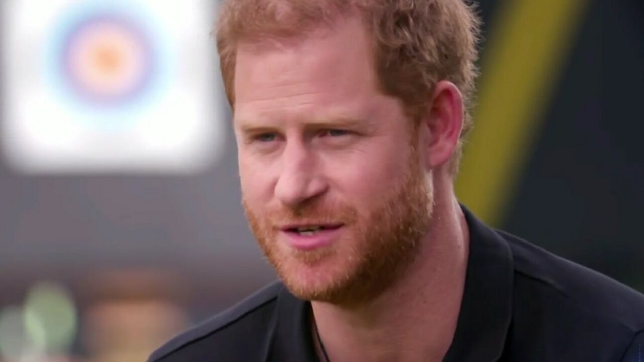 Harry rompe il silenzio: "Voglio che la Regina sia protetta e stia con le persone giuste"