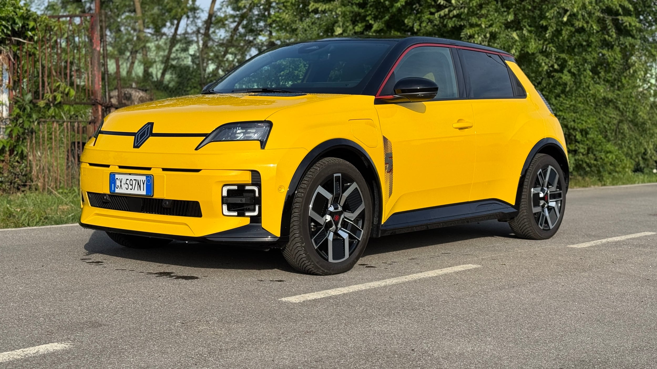 Renault 5 E-Tech: l'elettrica sfiziosa che piace e convince