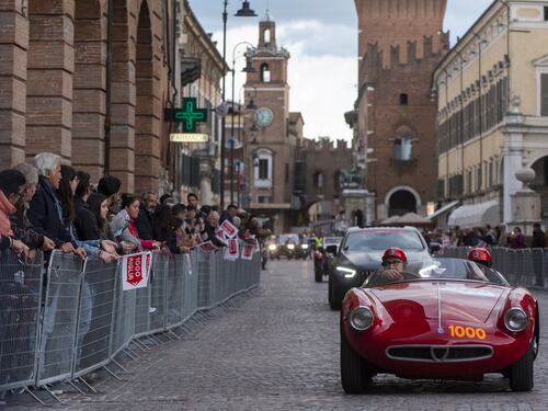 La mille miglia passa da Ferrara