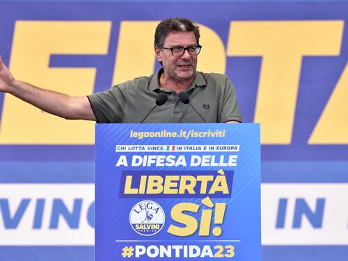 Guerra e investimenti: l'avvertimento di Giorgetti ai "falchi" Ue