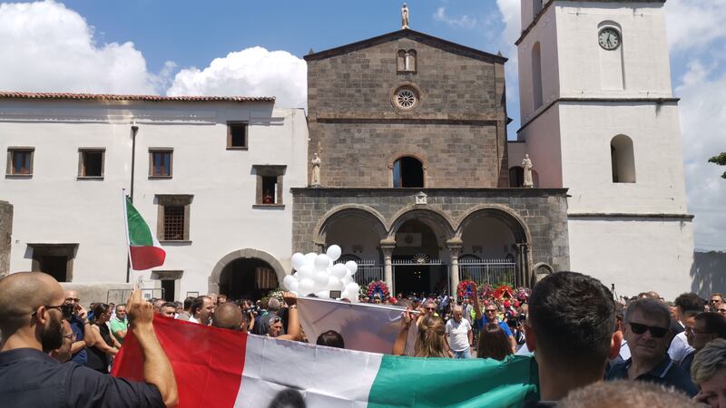 Carabiniere ucciso a Roma, l'ultimo saluto a Somma Vesuviana 3