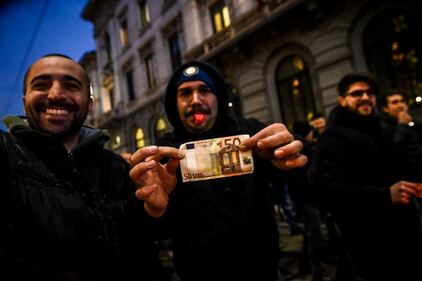 La protesta dei tassisti a Milano  17