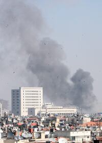 Siria, autobomba a Damasco: decine di vittime 2