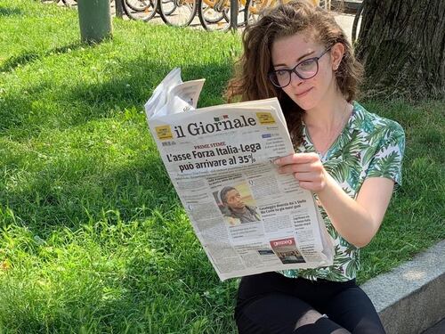 Giovane, battagliera impegnata nel sociale: "Meglio il mio Giornale delle bugie della rete"