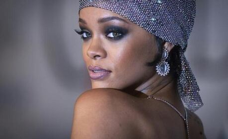 Rihanna posticipa il suo World Tour: foto 1