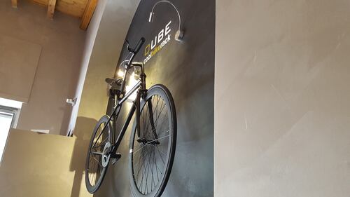 Qube bike rack: la bici alla parete 2