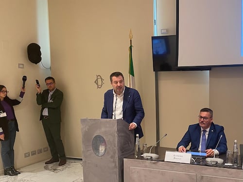 Sicurezza stradale, 33 bambini morti nel 2025. Unasca presenta alla camera la Settimana della Sicurezza del Bambino in Auto