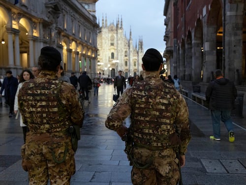 Controlli rafforzati La mossa islamista per eluderli: “Cambiare piazze”
