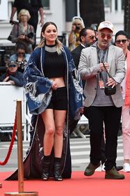  Marion Cotillard risplende sul red carpet di Cannes  4