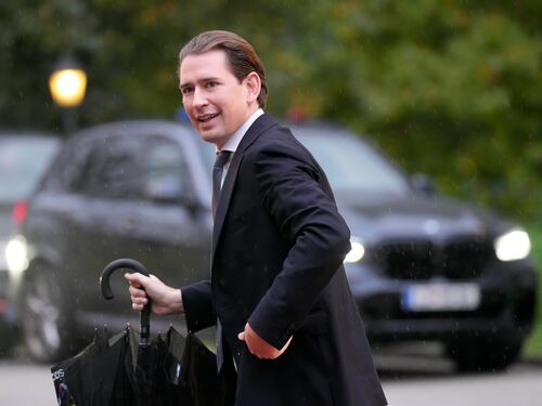 Corruzione, indagato Kurz. "Sondaggi favorevoli pagati con fondi pubblici"