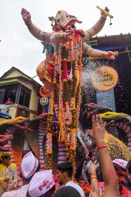India, le celebrazioni del Ganesh Chaturthi festival 6
