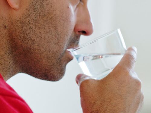 Detersivo al posto dell’acqua: imprenditore di 28 anni in fin di vita