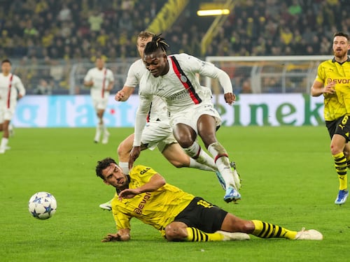 Borussia Dortmund-Milan, le pagelle: bene Leao (7), Giroud (5) impreciso
