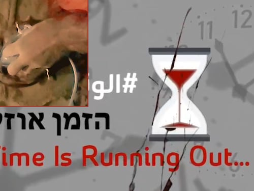 L'orrore senza fine di Hamas: il video dell'ostaggio ferito e il messaggio a Netanyahu