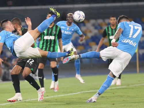 Un Napoli sprecone batte 2-0 il Sassuolo. In gol Osimhen e Di Lorenzo