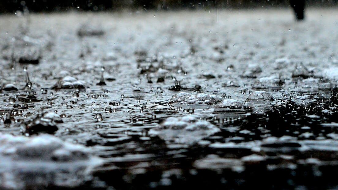 Allerta meteo, chiuse scuole e parchi in Campania. Nuova evacuazione a Ischia