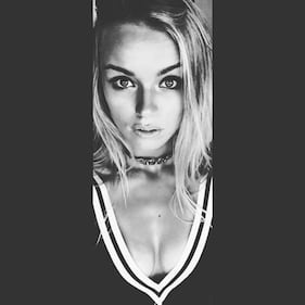Mercedesz Henger, le foto più sexy 16
