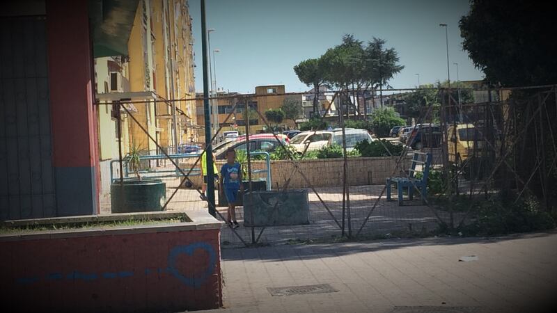 Quei bambini dimenticati dallo Stato: l'infanzia al Parco Verde di Caivano   7