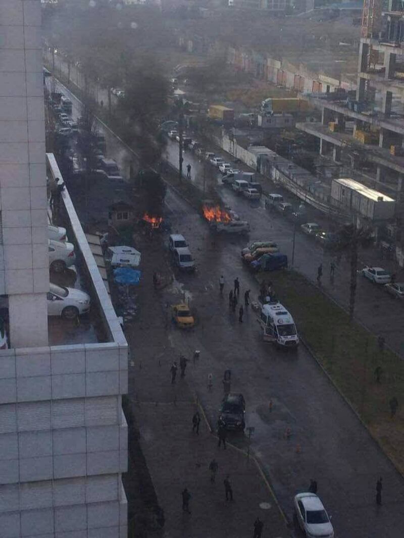 La scena dell'attentato a Izmir 3