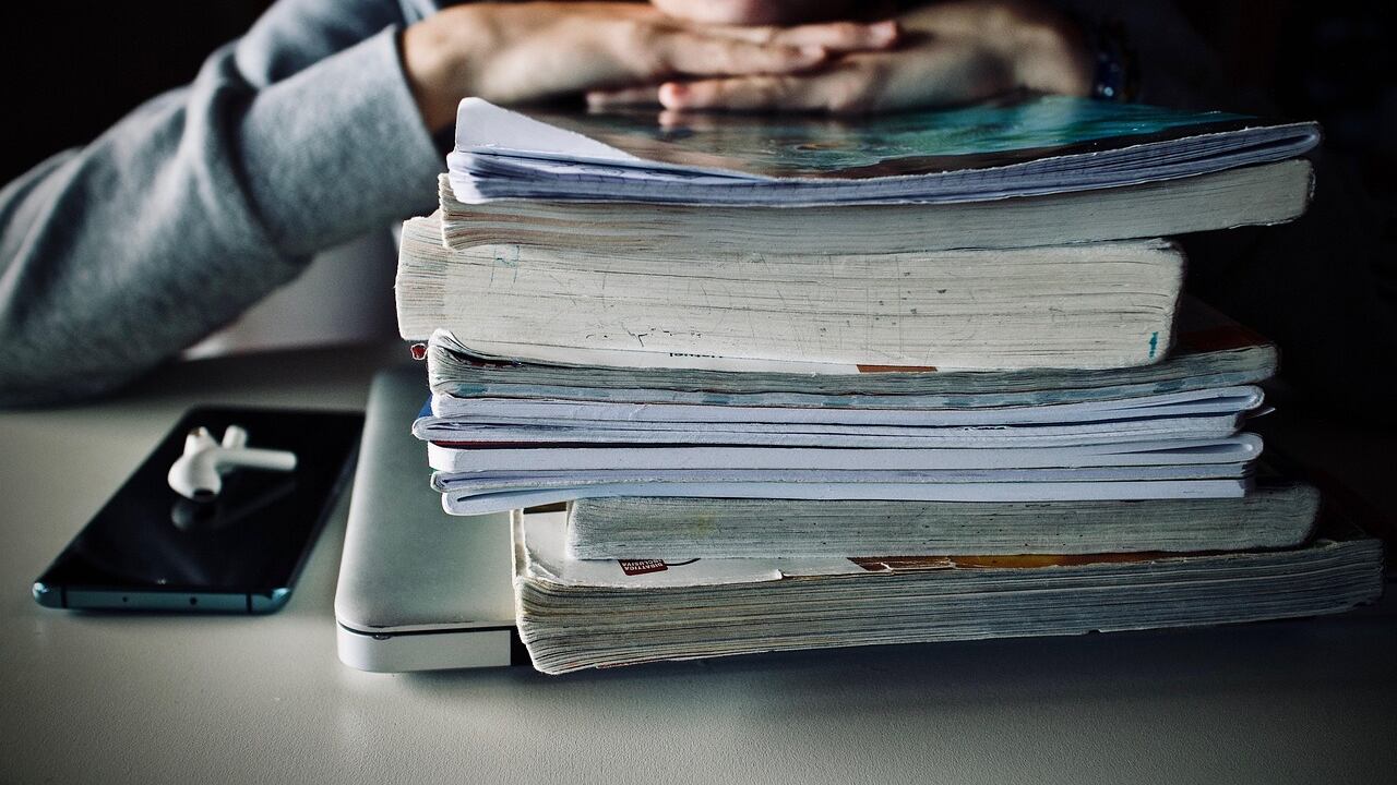 Treccani e Feltrinelli si alleano per "conquistare" la scolastica