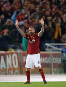 L'Olimpico ai piedi di Daniele De Rossi: gli scatti dell'ultima del capitano 9