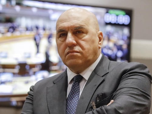 "Evitare l'assalto finale". Il piano di Crosetto per l'Ucraina