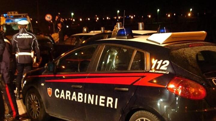 Evaso e ricercato, magrebino si oppone ad arresto, ferito carabiniere
