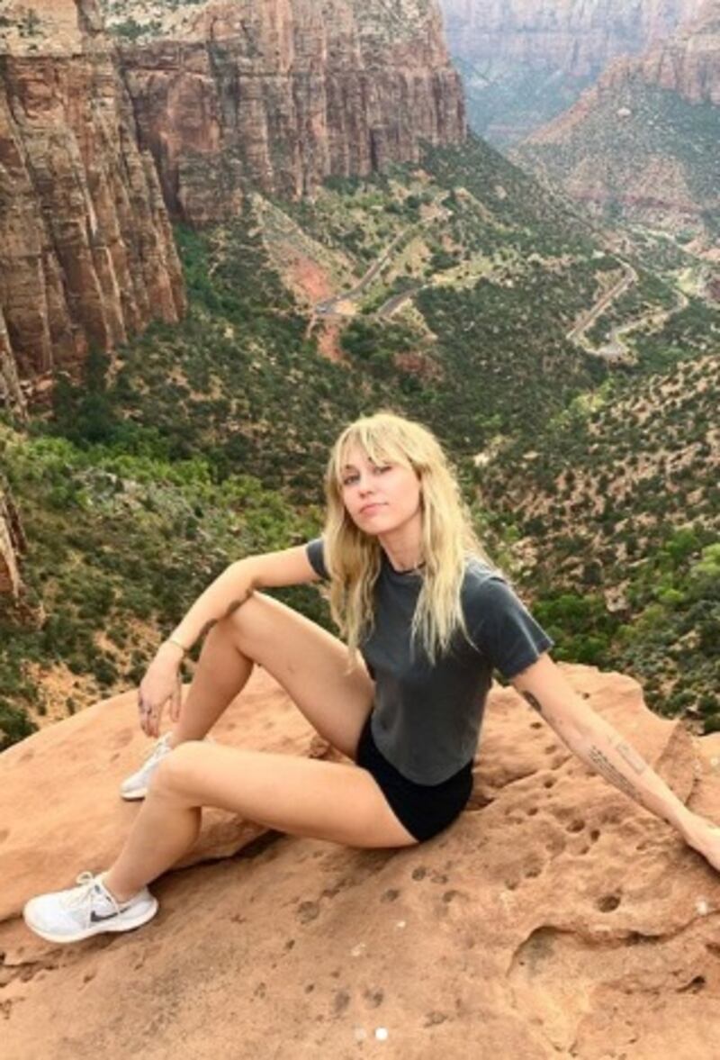 Miley Cyrus, vacanze in famiglia in Colorado 6