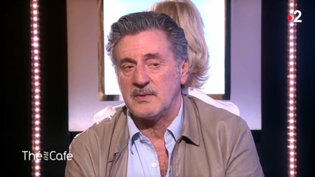 L'attore Daniel Auteuil scippato dell'orologio a Napoli: ecco cosa è successo