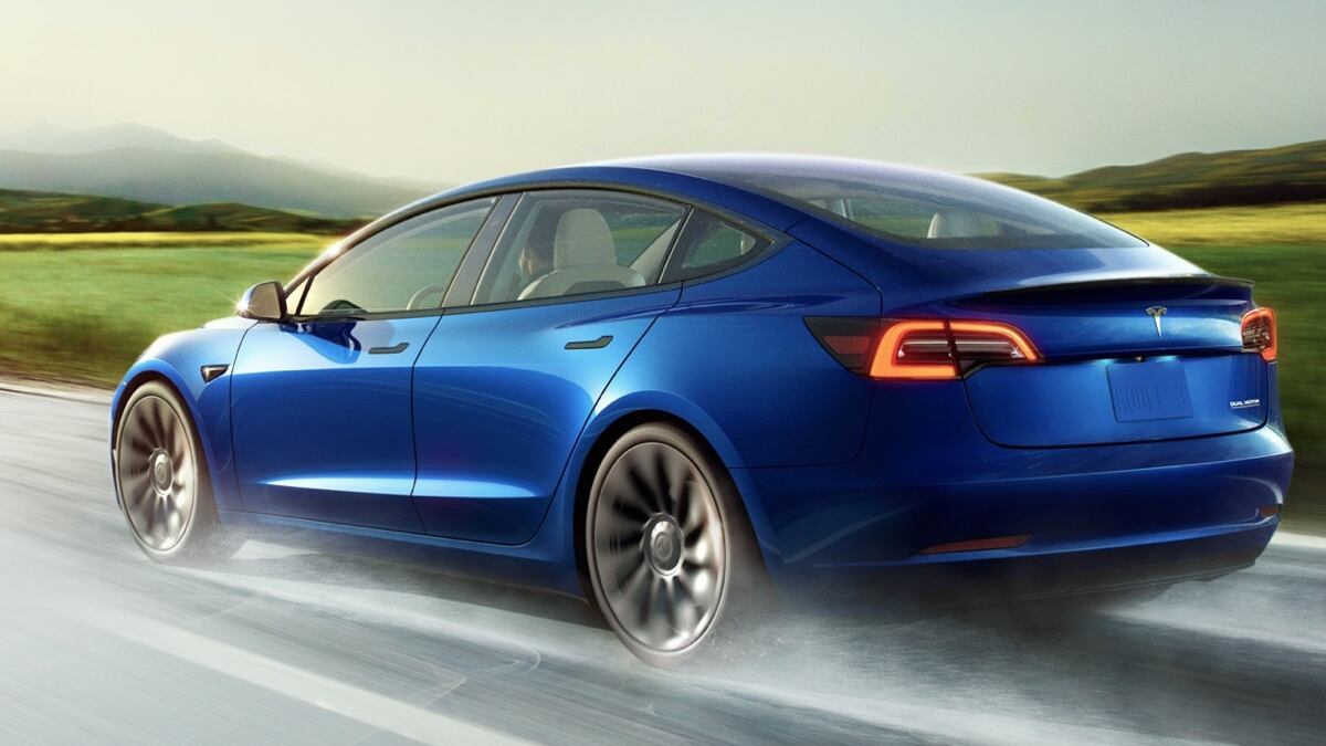 Tesla Model 3, dove si compra a meno di 20mila euro con gli incentivi