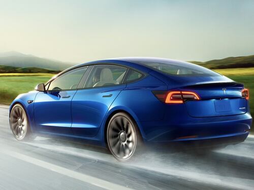 Tesla Model 3, dove si compra a meno di 20mila euro con gli incentivi