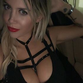 Da lady Icardi a lady Cutrone: quanta bellezza sugli spalti per Inter-Milan 12