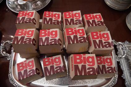 Donald Trump e la cena fast food 5