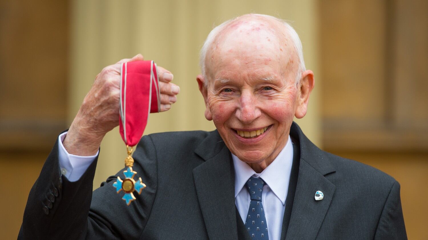 Formula Uno e motociclismo piangono John Surtees
