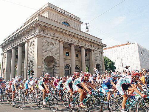 Il Giro arriva a Milano Una storia infinita che dura da 85 tappe