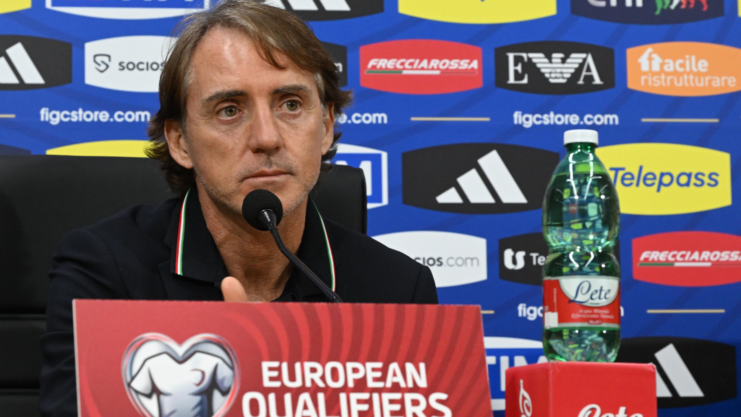 Mancini lascia l'Italia? Antonio Conte in pole per sostituirlo