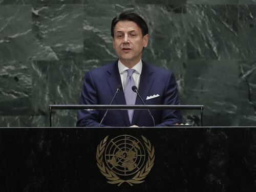 M5s garantisti soltanto a parole. Conte chiede la testa di Durigon