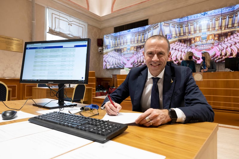 Secondo giorno di accrediti per i nuovi senatori 12