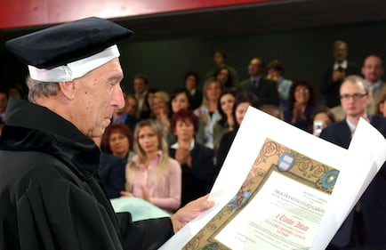 Abbado, una vita di musica (e politica). Ecco le foto storiche 7