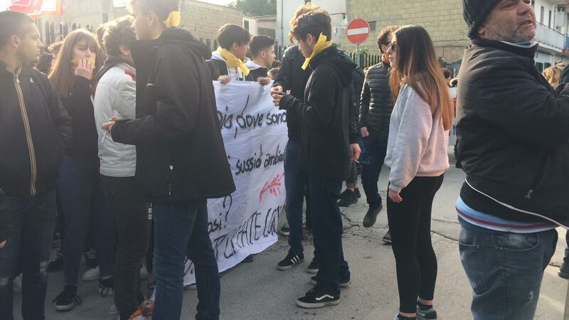 Di Maio nel suo liceo: contestato da studenti e lavoratori  4