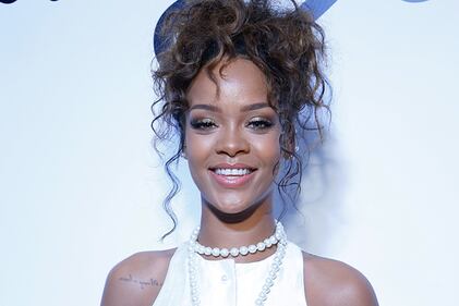 Rihanna, top trasparente su Instagram 18